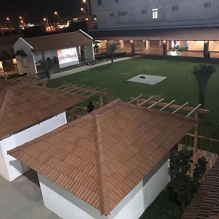 Avigna Lokesh Hotel Chik Bānavar Zewnętrze zdjęcie