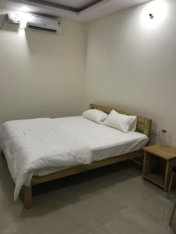Avigna Lokesh Hotel Chik Bānavar Zewnętrze zdjęcie